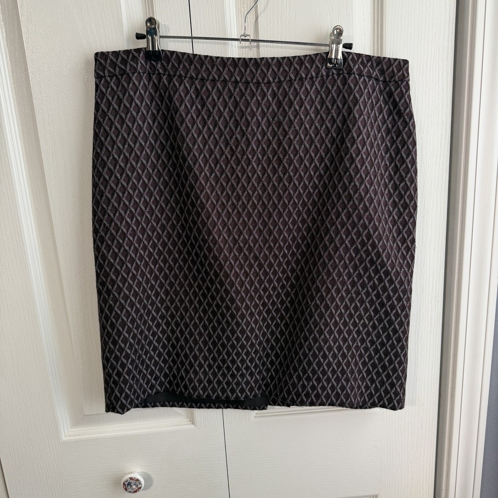 Loft Outlet Burgundy Gray Diamond Lined Mini Skirt Women's Size 12 Business - Picture 1 of 6